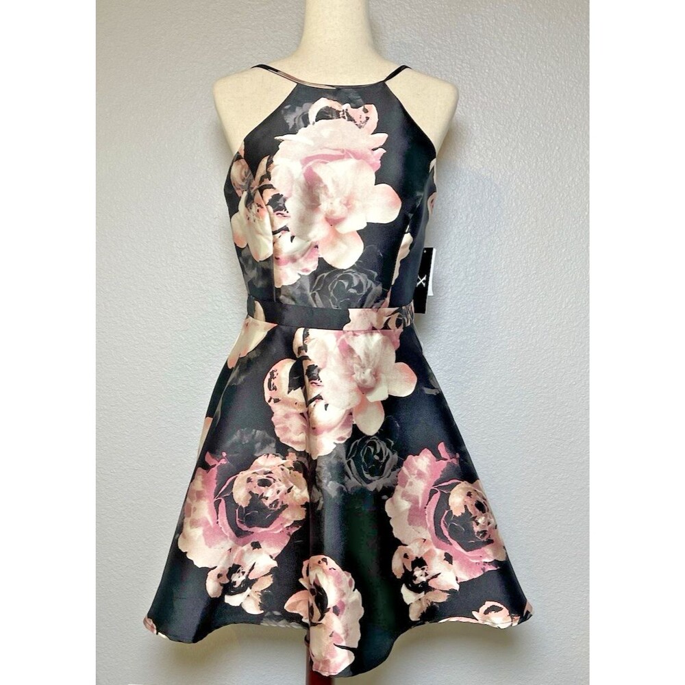 NWT X by Escape halter fit & flare party dress  6 summer romantic retro $149
